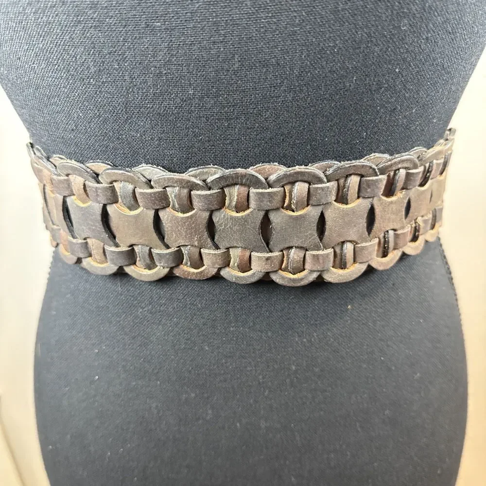 Brown Woven Linked Leather Belt with Silver Colored Round Buckle Size Medium